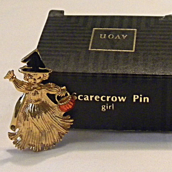 Vintage Avon Scarecrow Witch Brooch Pin in box - Picture 1 of 3